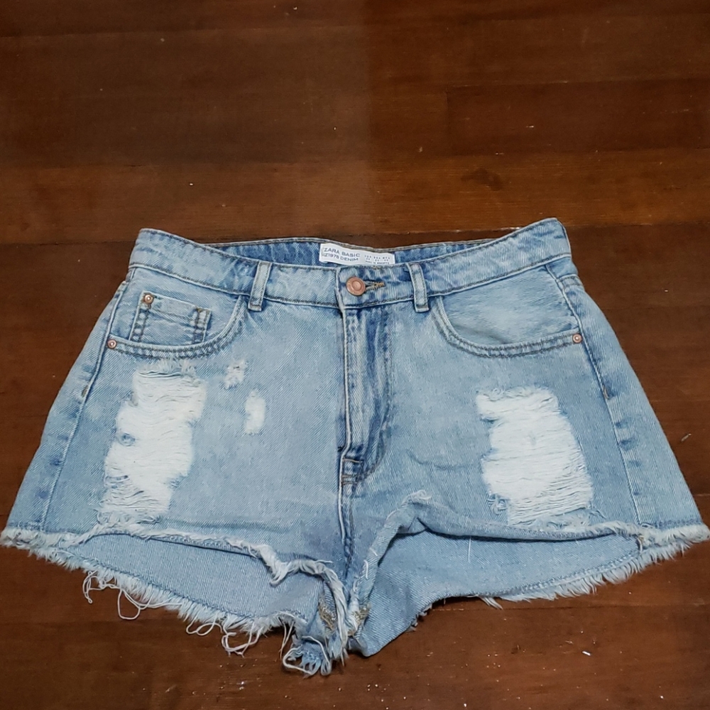 Zara distressed denim shorts
